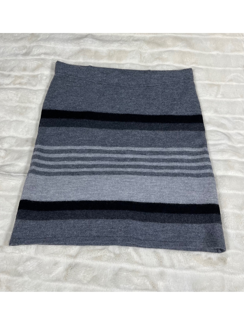 Toad & Co Grey Black Striped Hearfelt 100% Merino Wool Striped Fall Winter Skirt